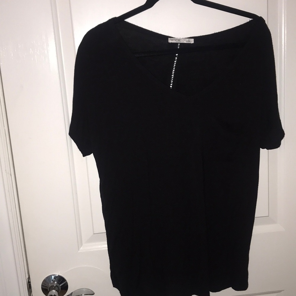 Black loose pocket t-shirt